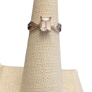 925 Sterling Silver square Clear Crystal ring, size 4 1/2 . Stamped 925